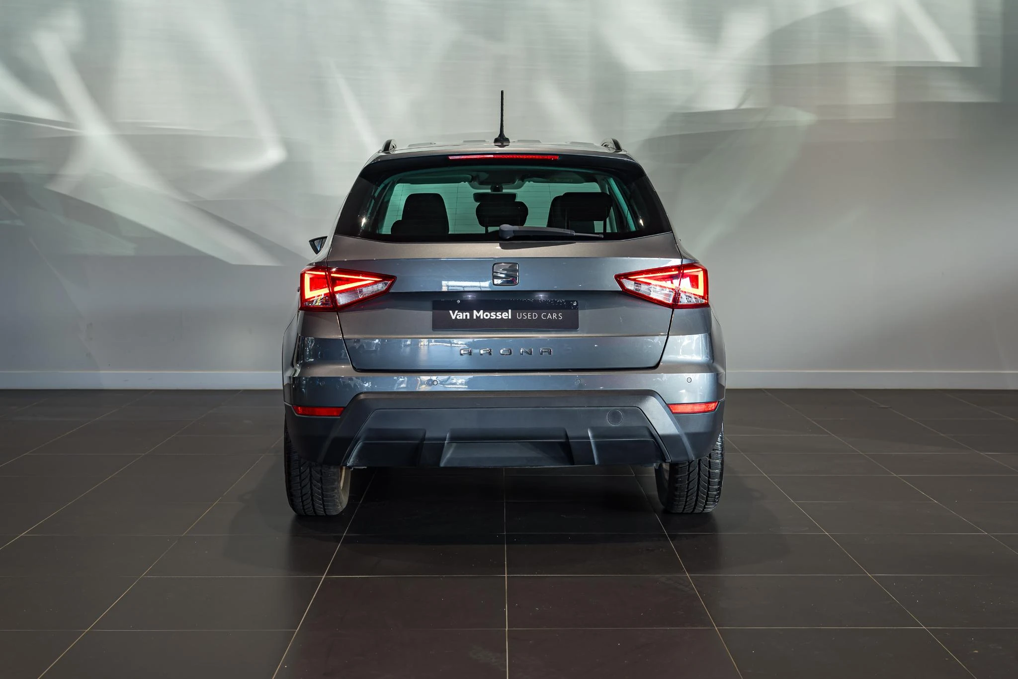SEAT-Arona-image-5