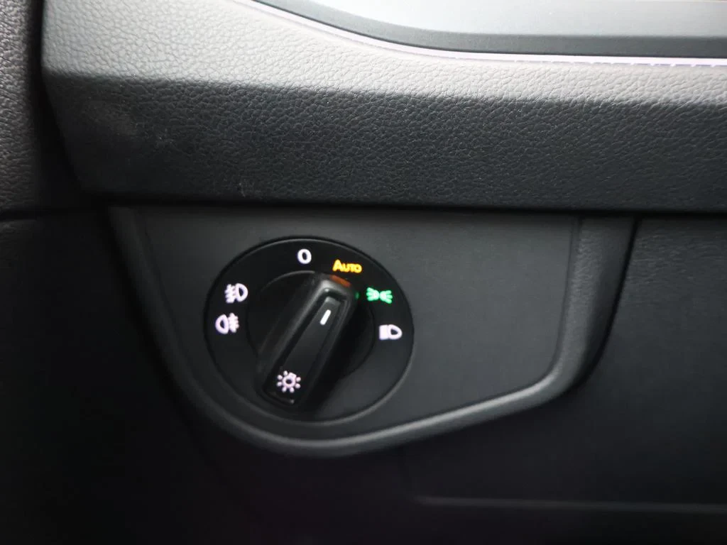 Volkswagen-Taigo-image-23