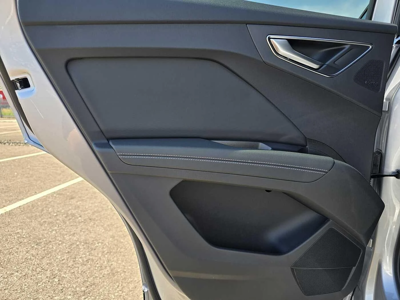 Audi-Q4 e-tron-image-46