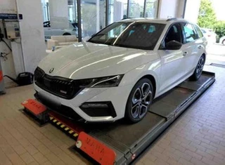 Škoda Octavia Combi RS 2.0 TDI DSG Challenge Paket