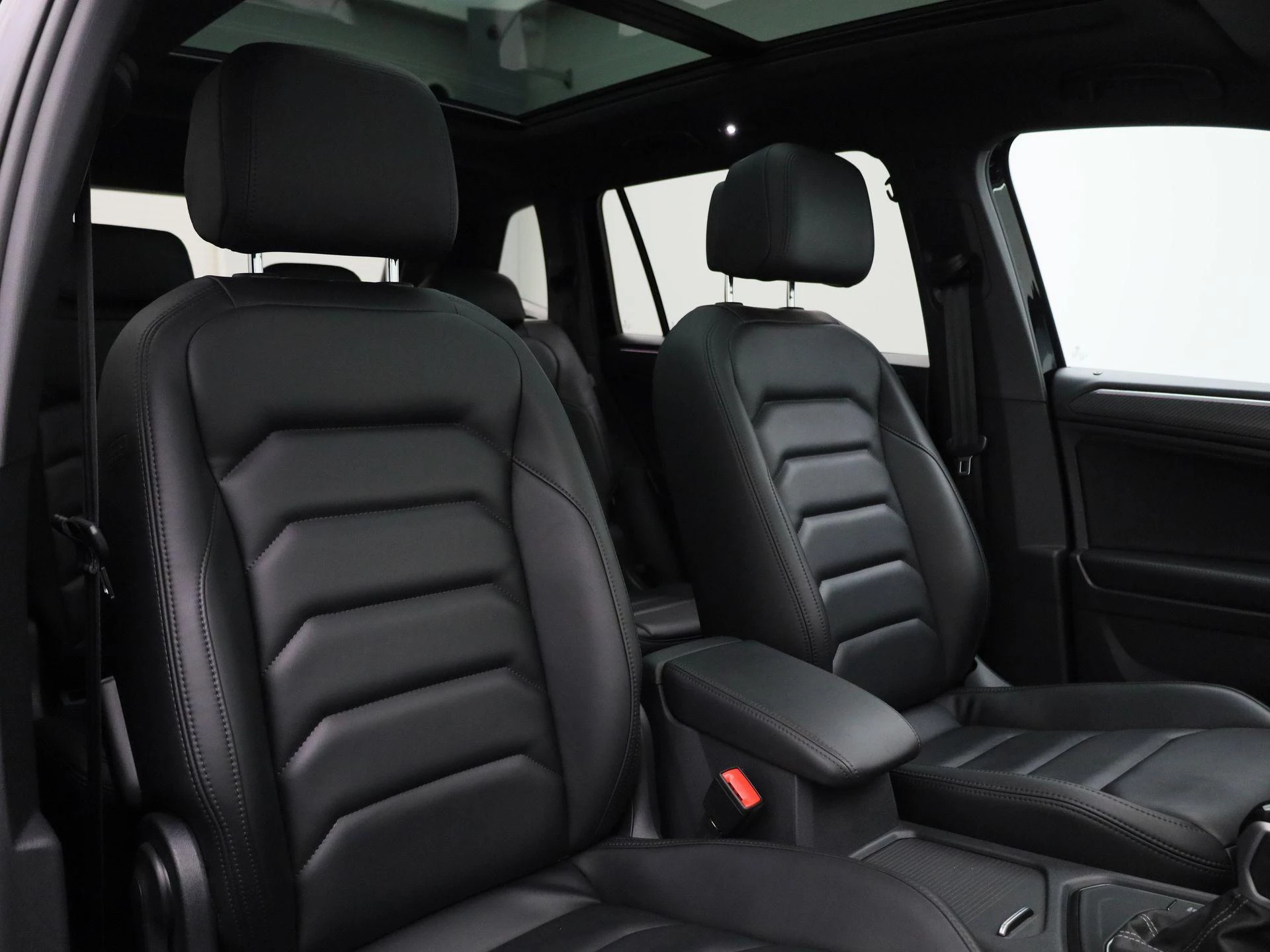 Volkswagen-Tiguan Allspace-image-38