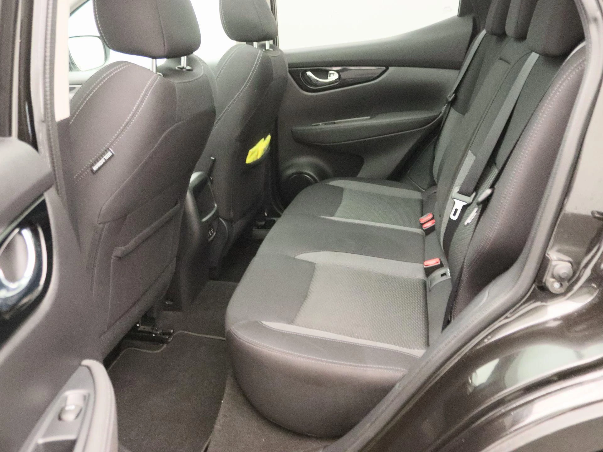 Nissan-QASHQAI-image-13