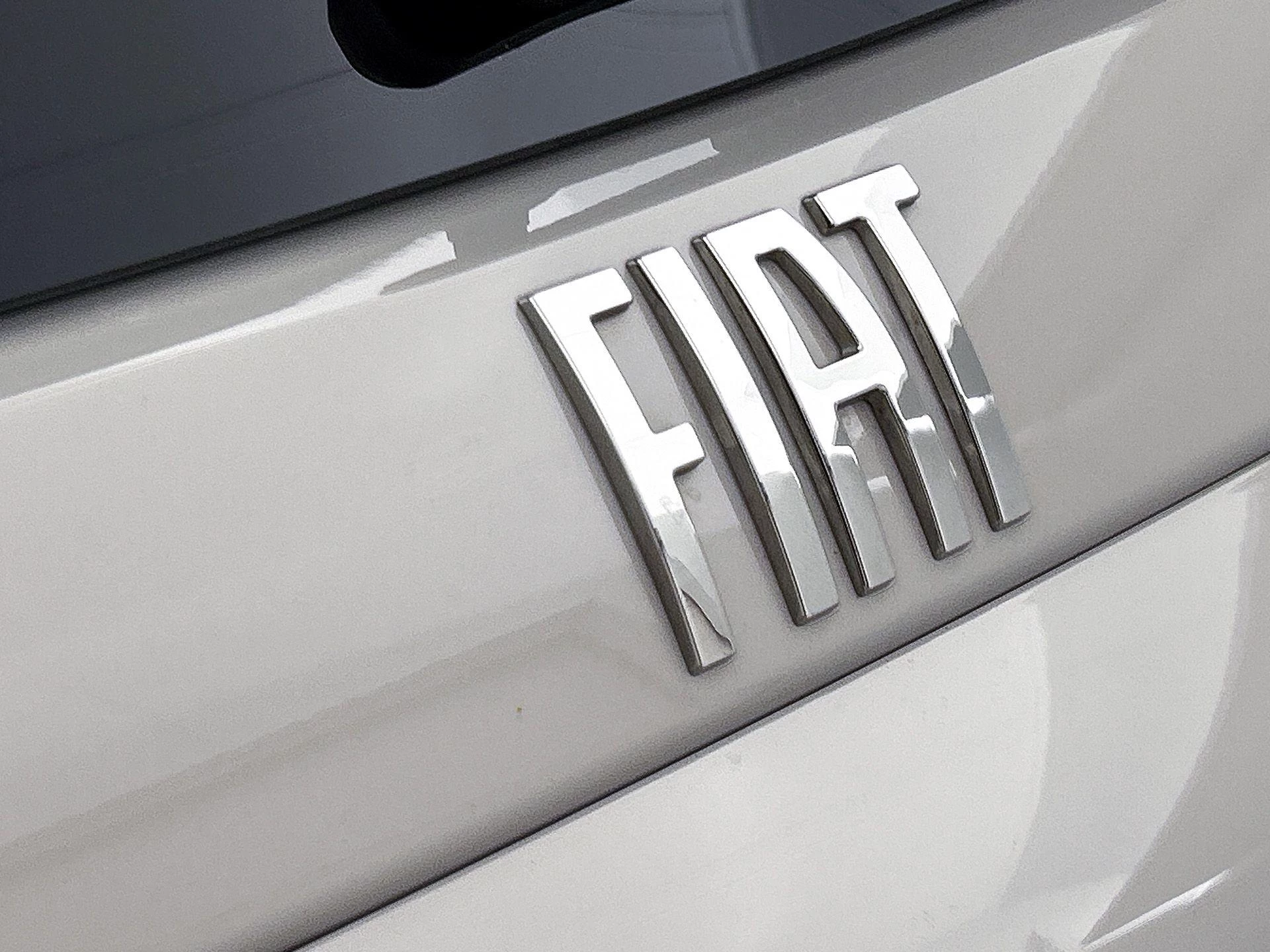 Fiat 600 1.2 Hybrid Urban