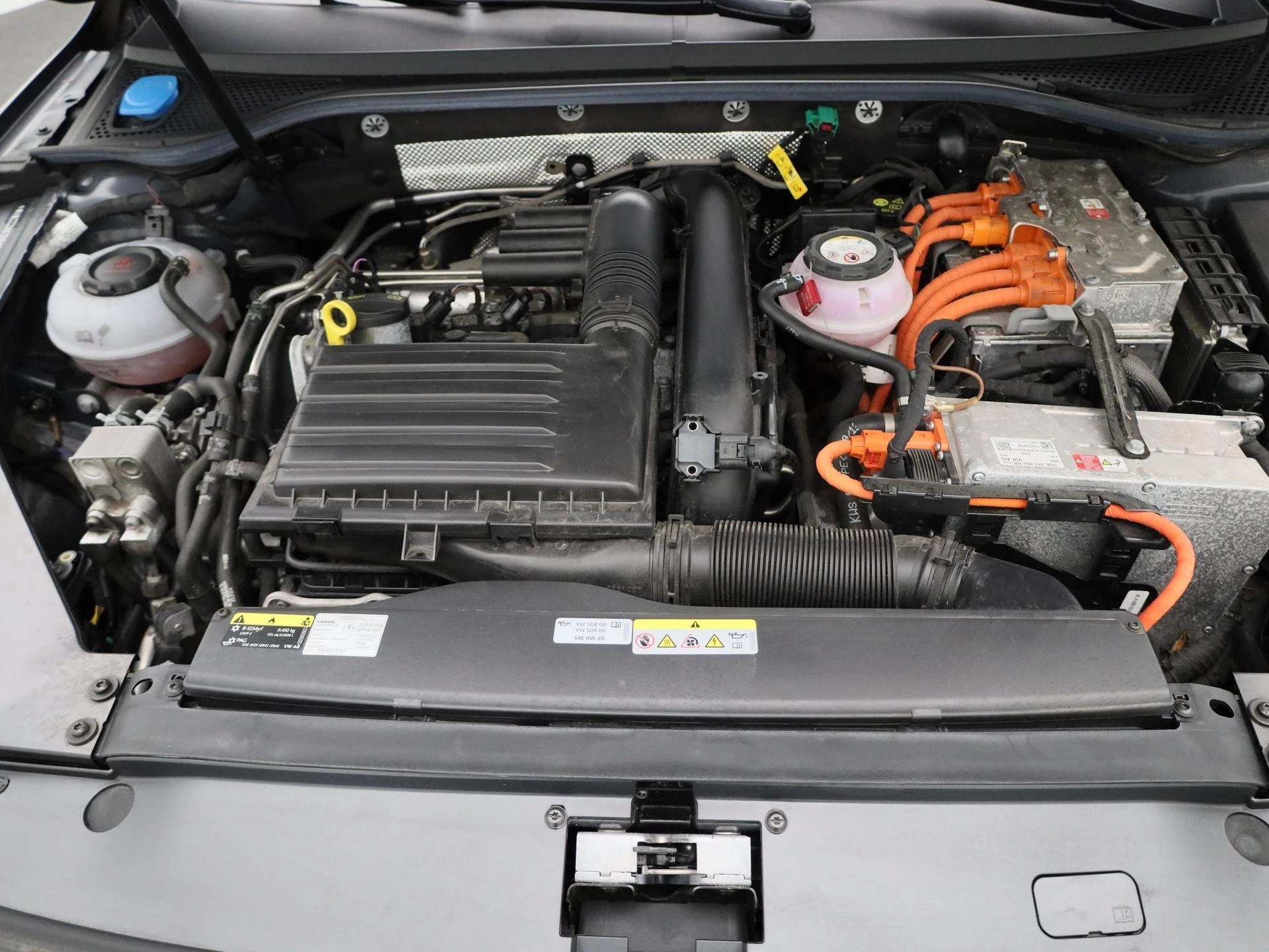 Volkswagen-Passat-image-46