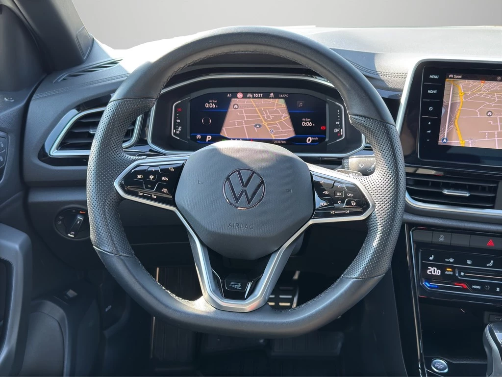 Volkswagen-T-Roc-image-10