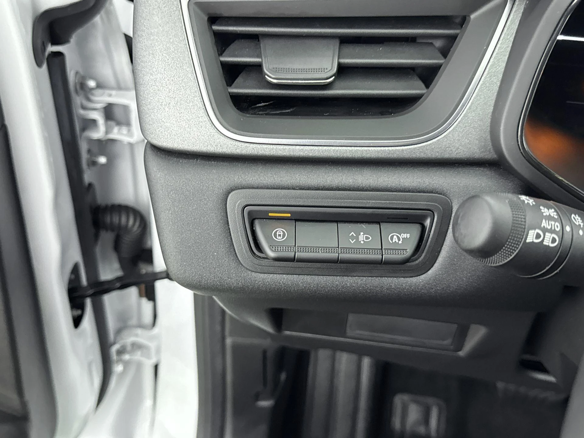 Renault-Captur-image-19