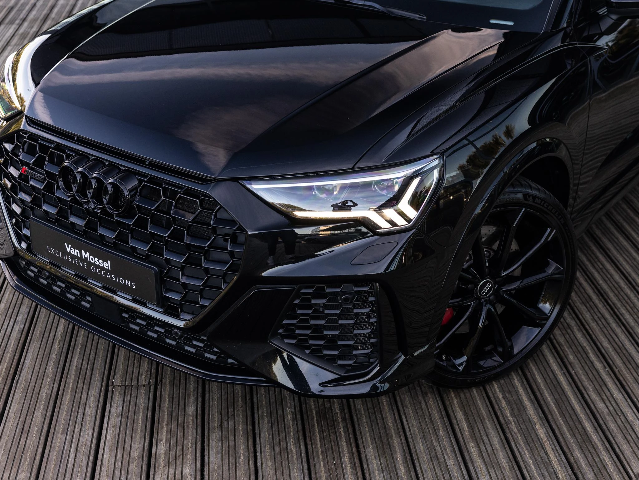 Audi-RSQ3-image-7