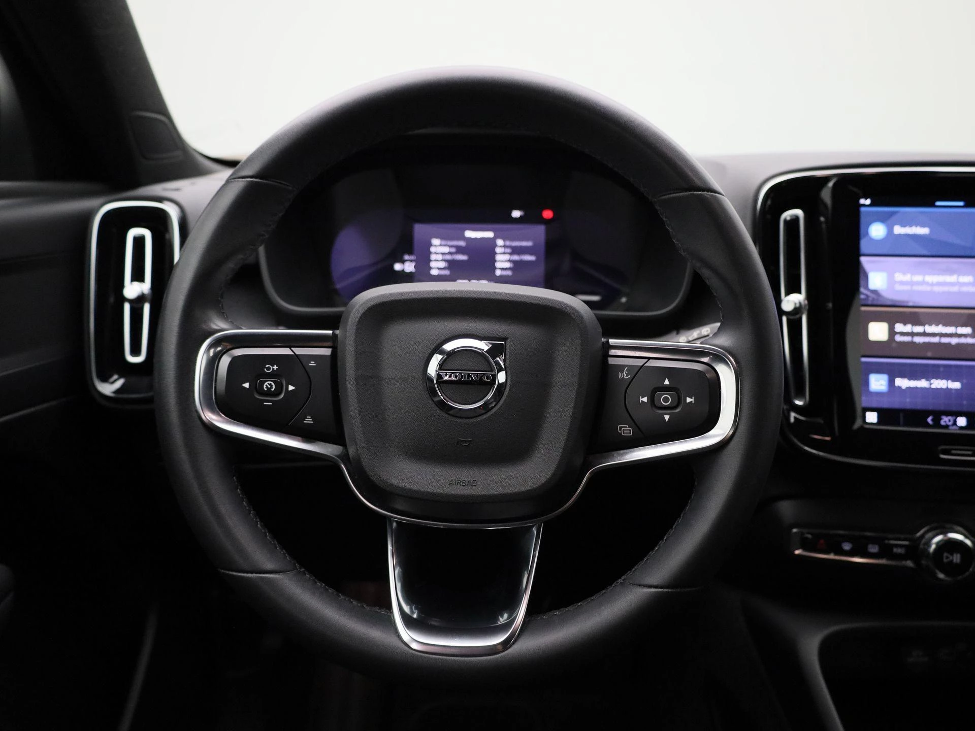 Volvo XC40 Recharge Core