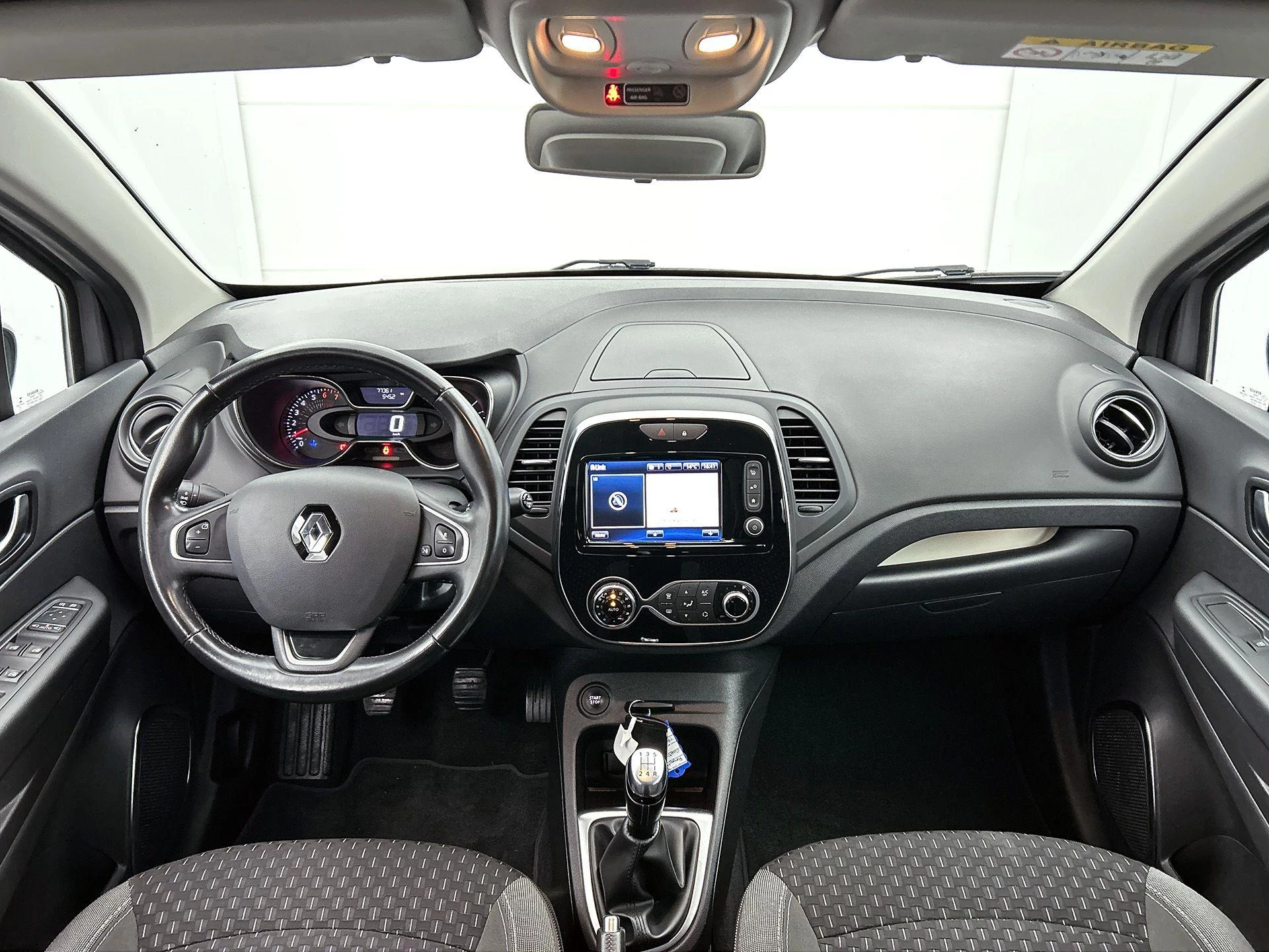 Renault-Captur-image-20