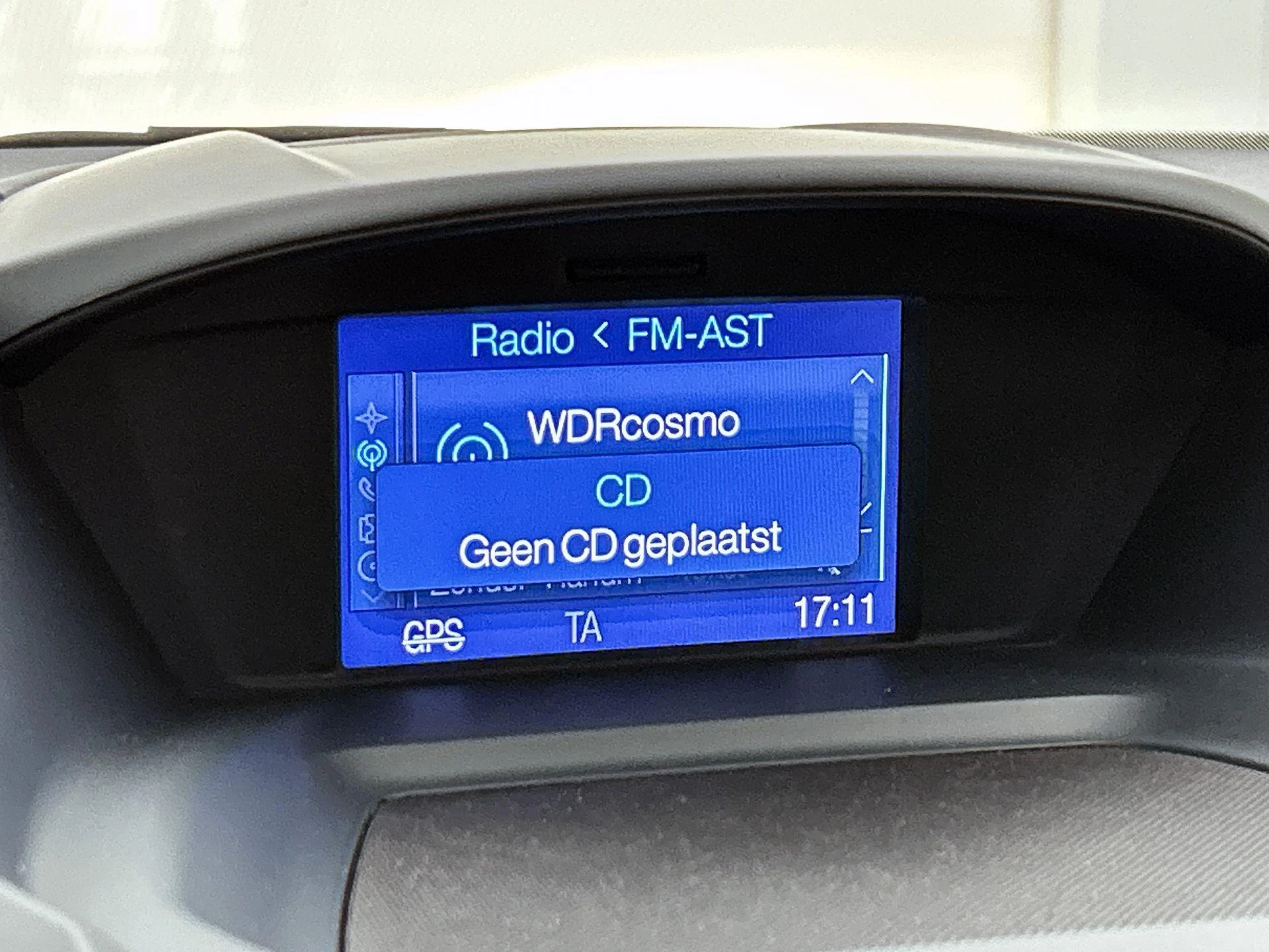 Ford-C-MAX-image-10