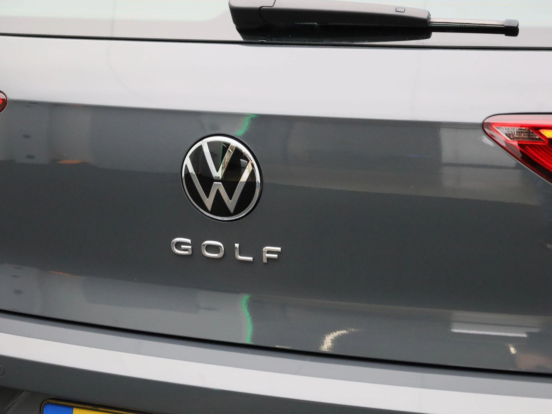 Volkswagen-Golf-image-34
