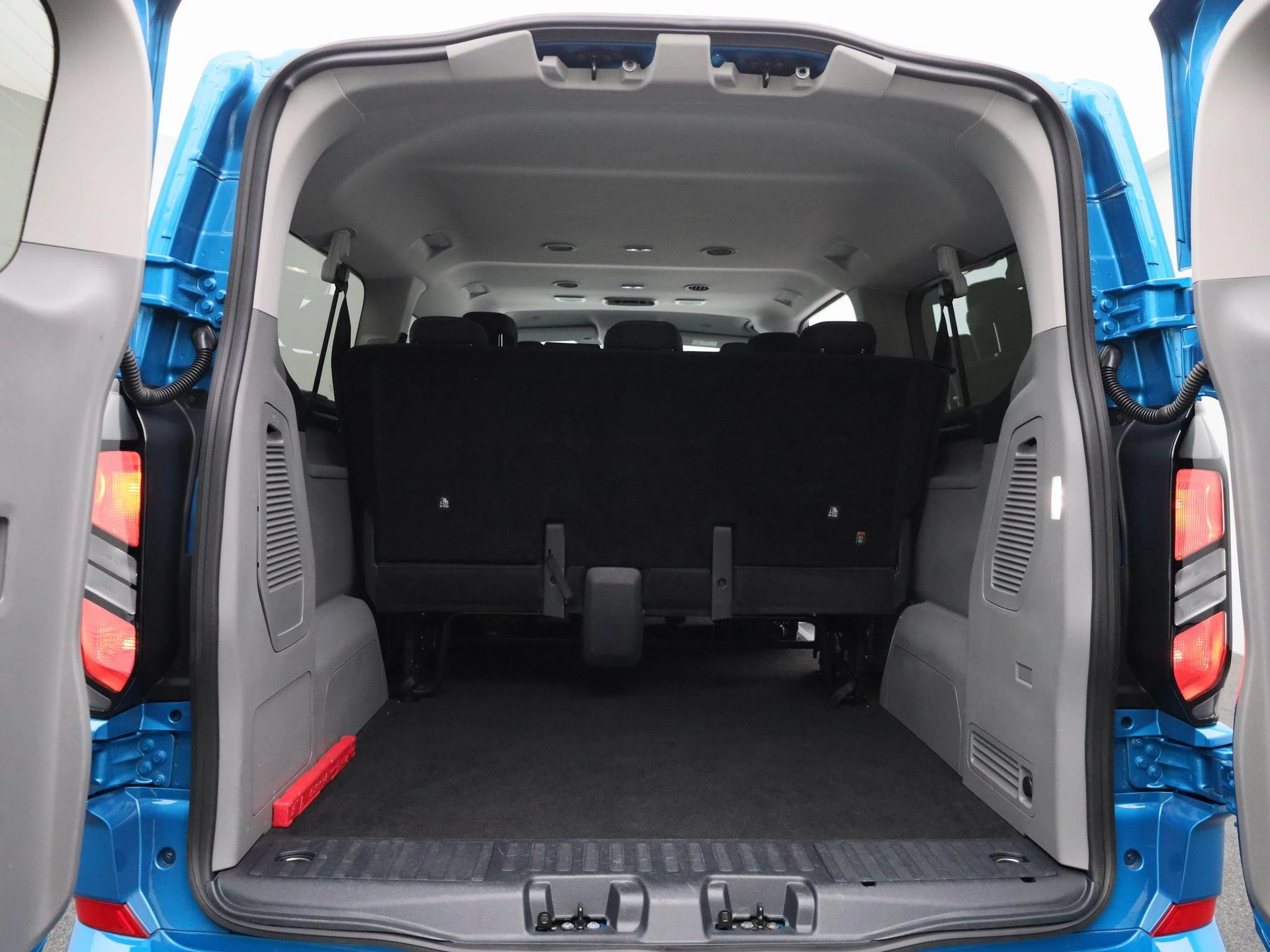 Ford-Transit Custom-image-28