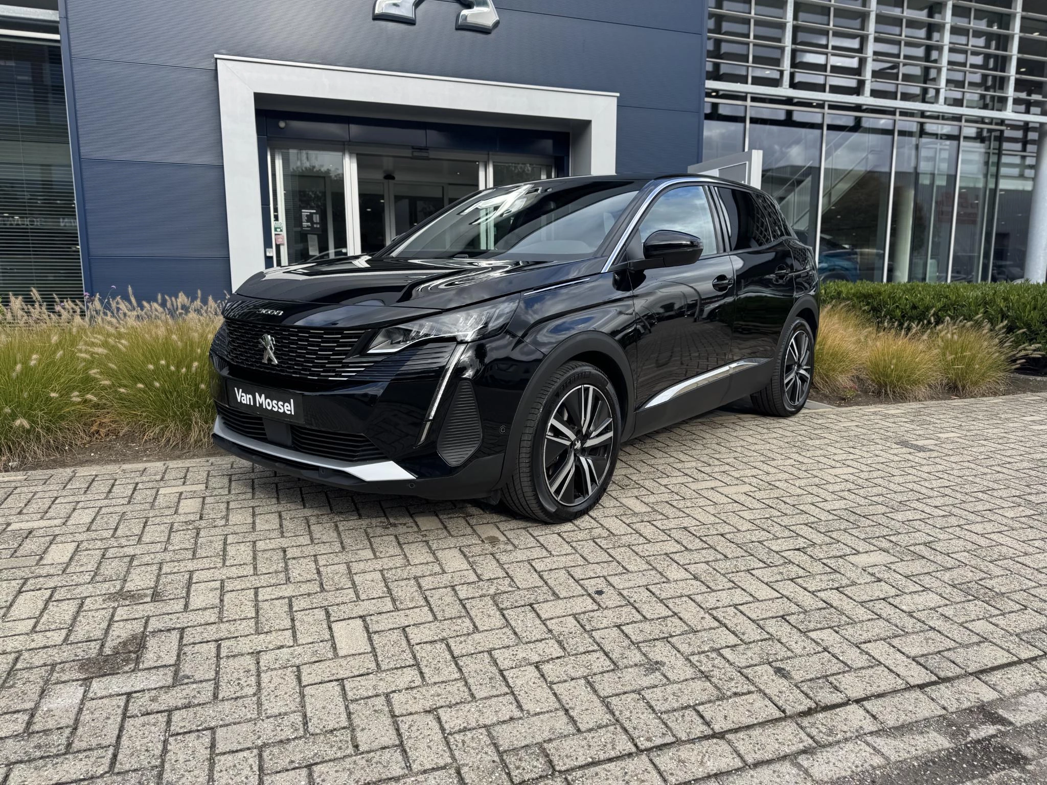 Peugeot-3008-image-2