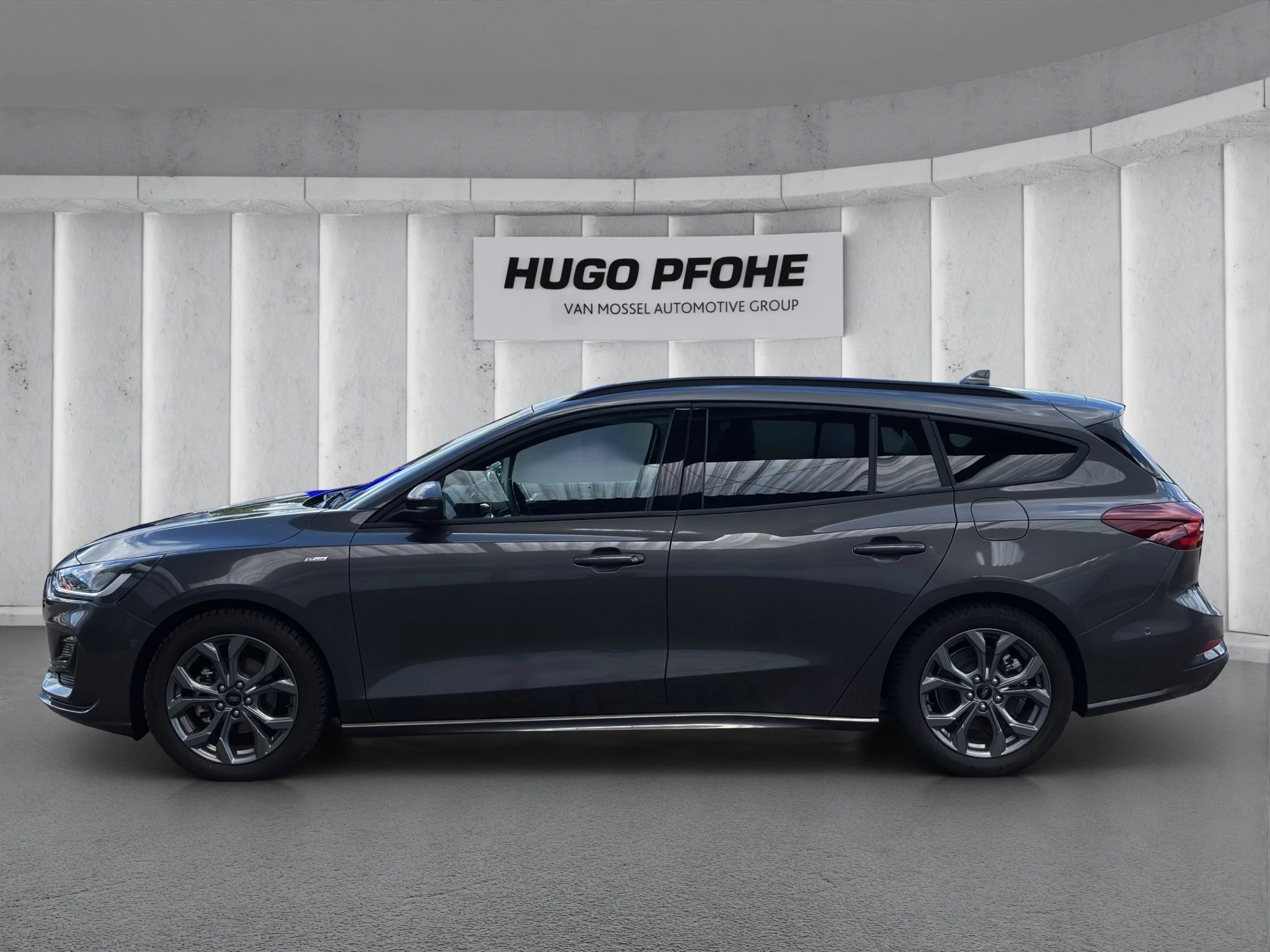 Ford Focus ST-Line X Turnier Aut.*AHK*ACC*HUD*KAM*NAVI*WINTER-PKT.