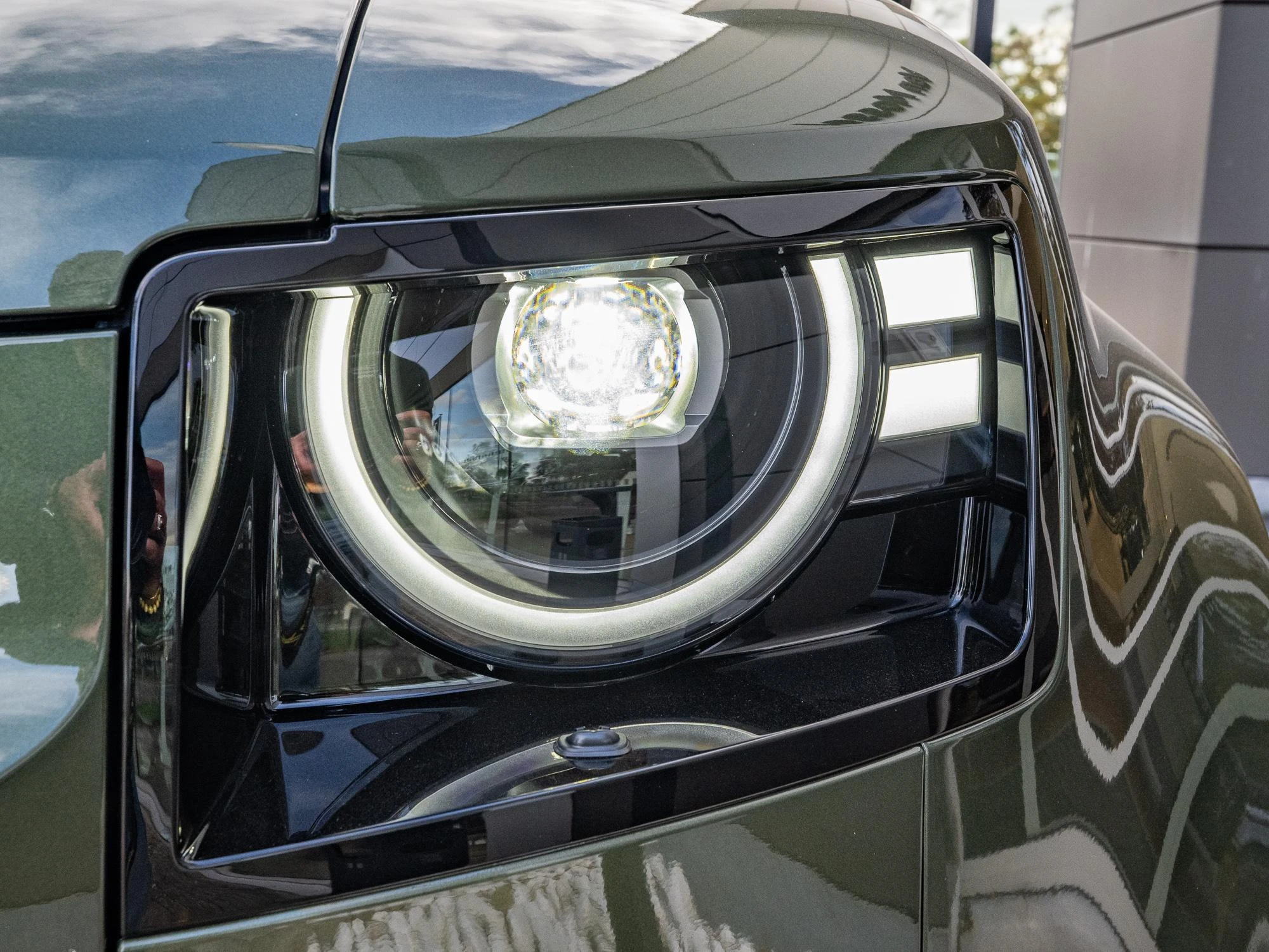Land Rover-Defender-image-22