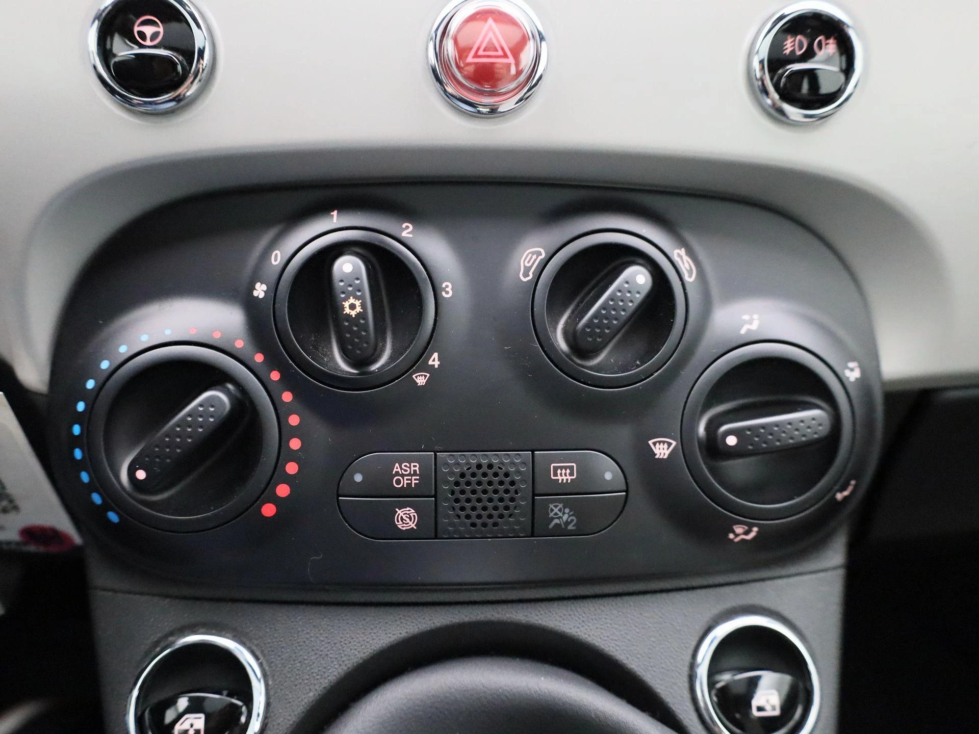 Fiat 500 1.0 Hybrid 70 Club Edizione