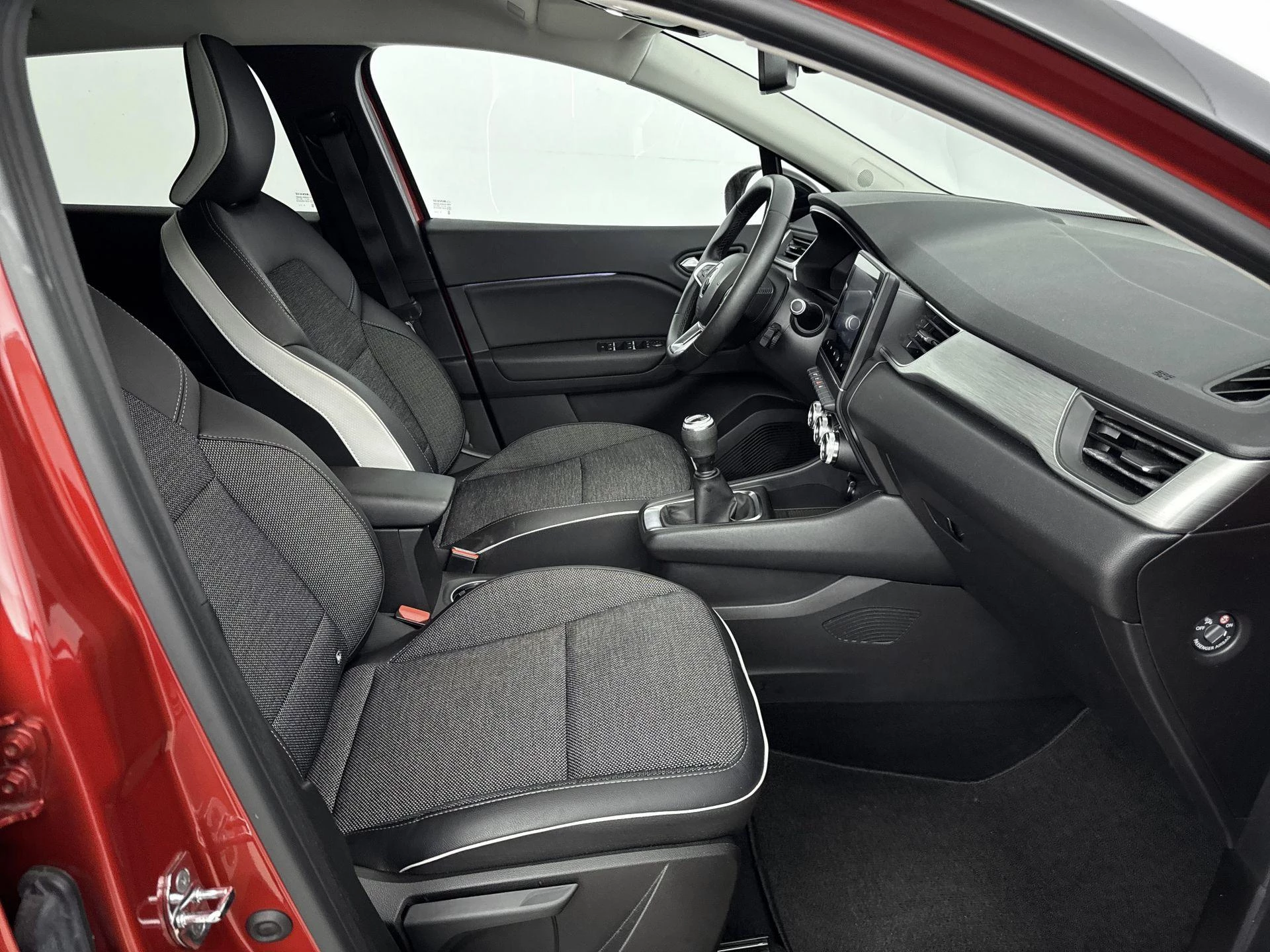 Renault-Captur-image-26
