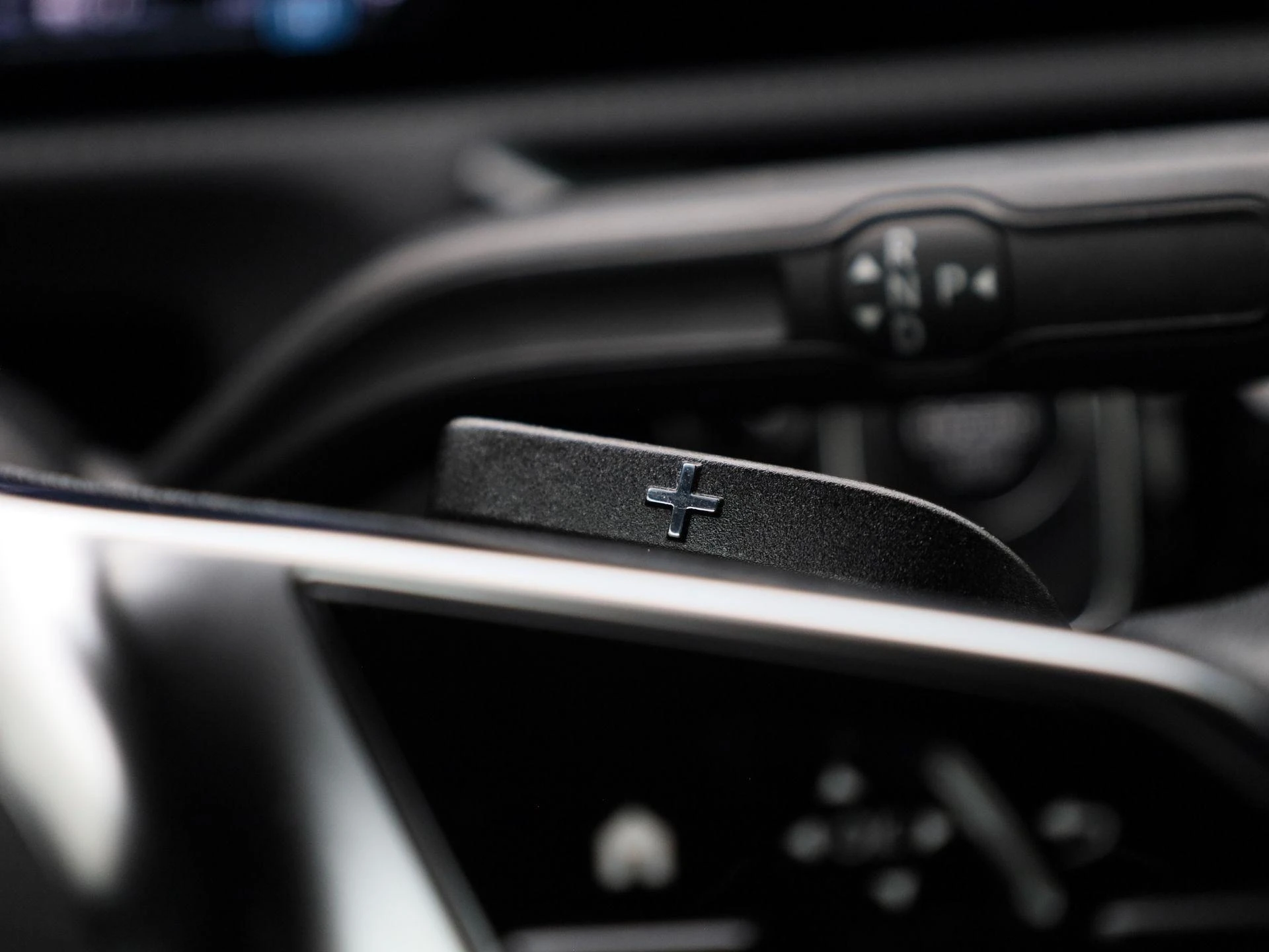 Mercedes-Benz-CLA-image-29