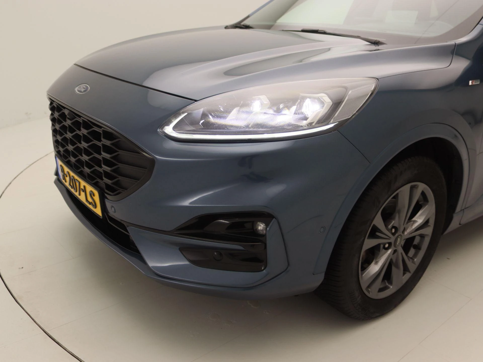 Ford-Kuga-image-16