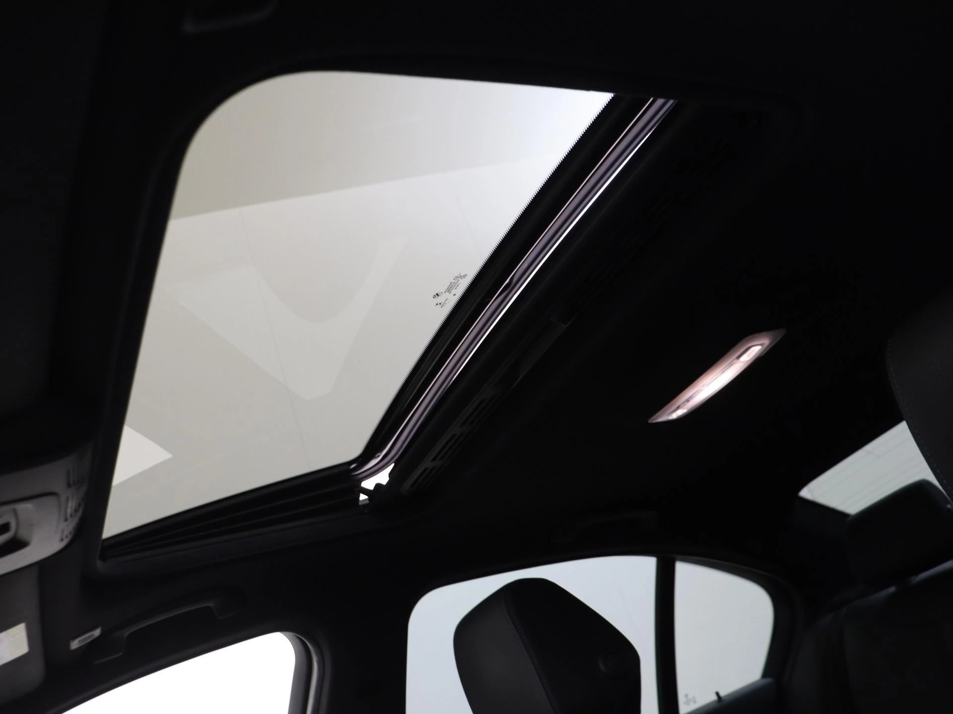 BMW 3 Serie 320i Edition M Sport Shadow Executive