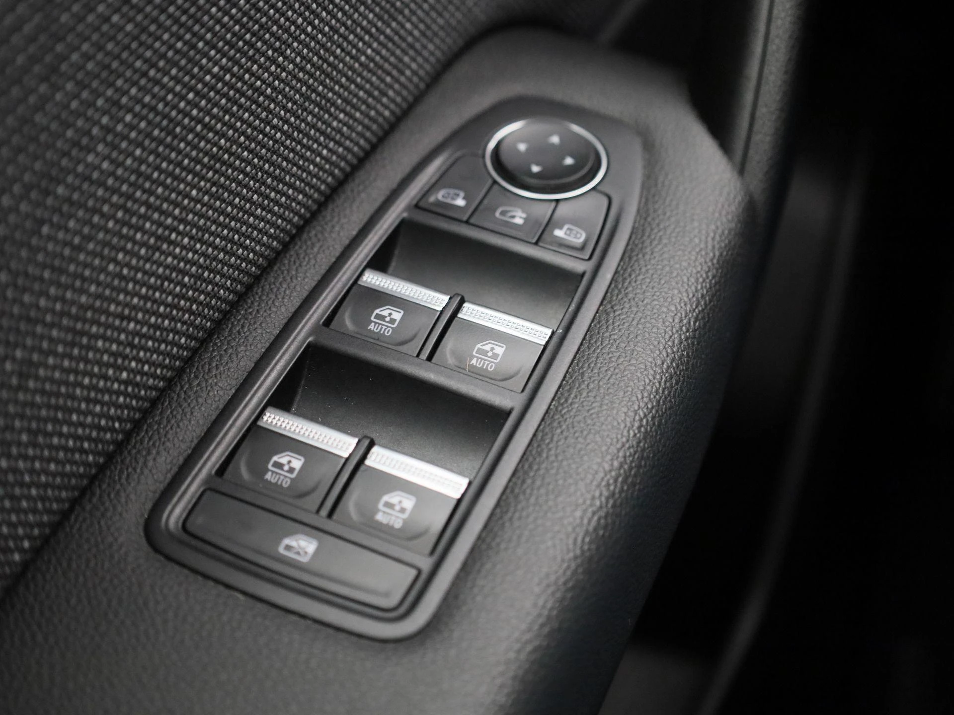 Renault-Captur-image-31