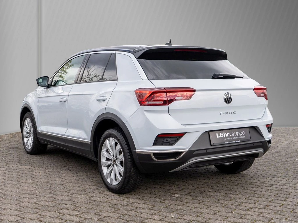 Volkswagen T-Roc 1.5 TSI DSG Sport *Navi*AHK*Kessy*ACC*PDC*Climatronic*Sitzhzg*