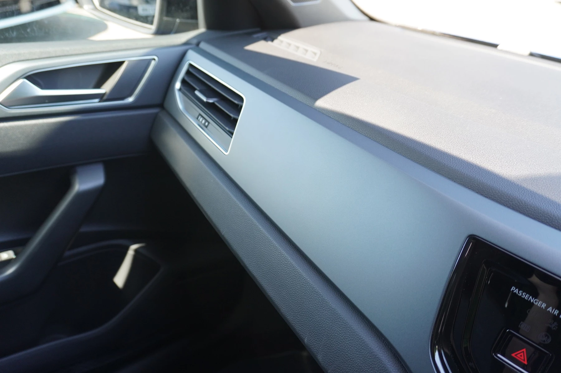 Volkswagen-Polo-image-29