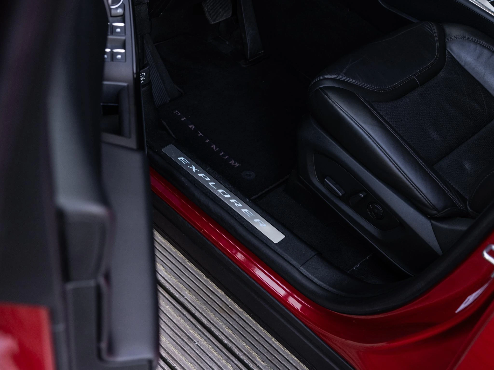 Ford-Explorer-image-33