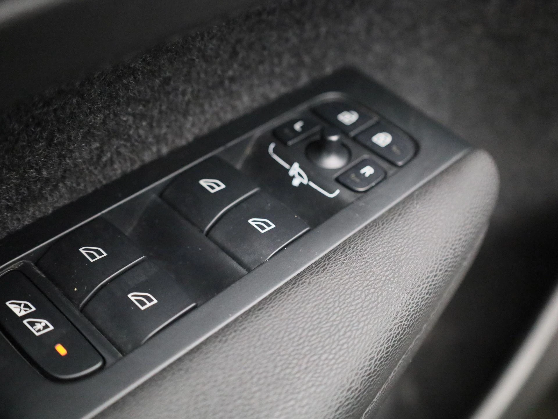 Volvo XC40 Recharge Core