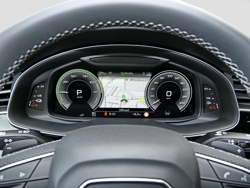 Audi Q8 UPE br. 134.260,- SUV TFSIe quattro triptronic 250 kW / 340 PS
