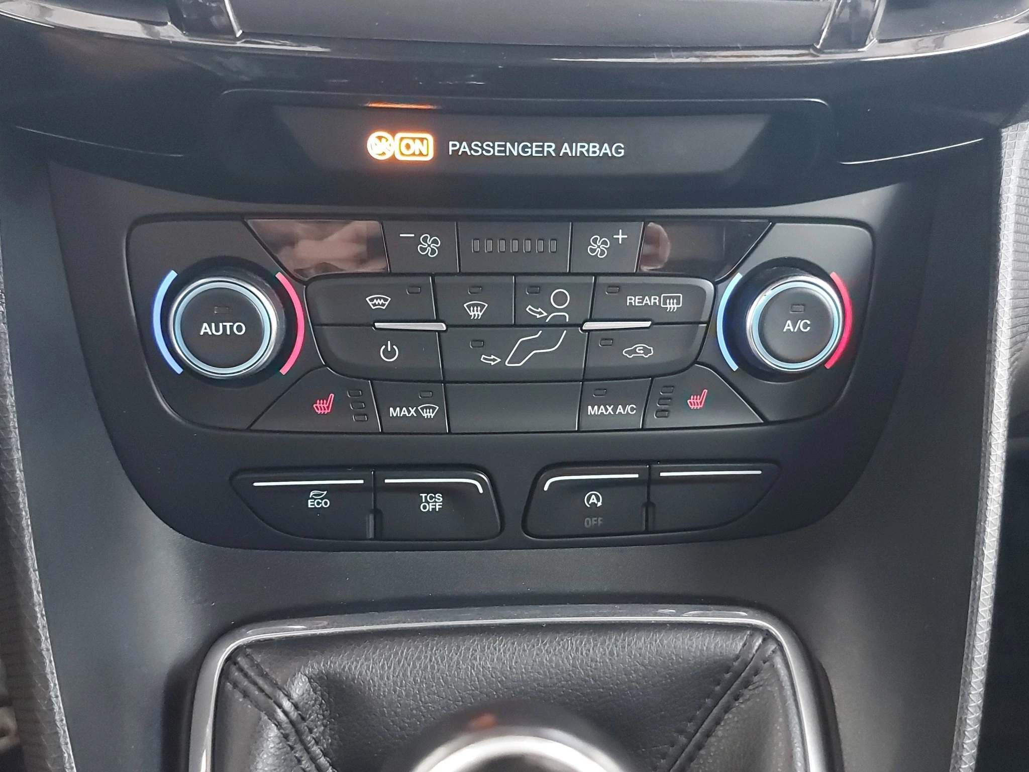 Ford-Tourneo Connect-image-19