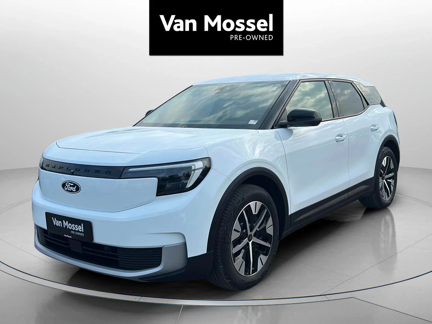 Ford-Explorer-image-0