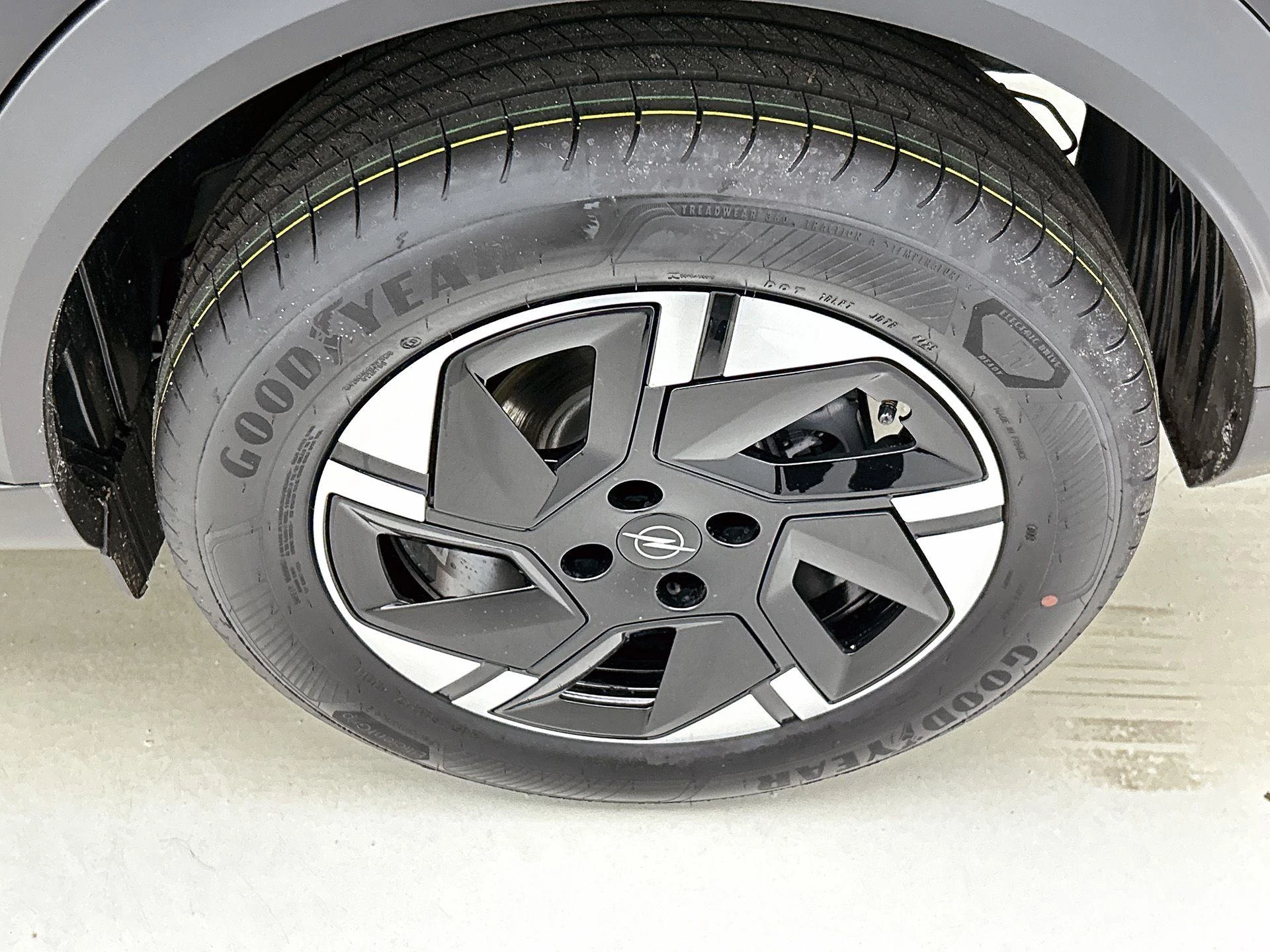Opel-Frontera-image-21