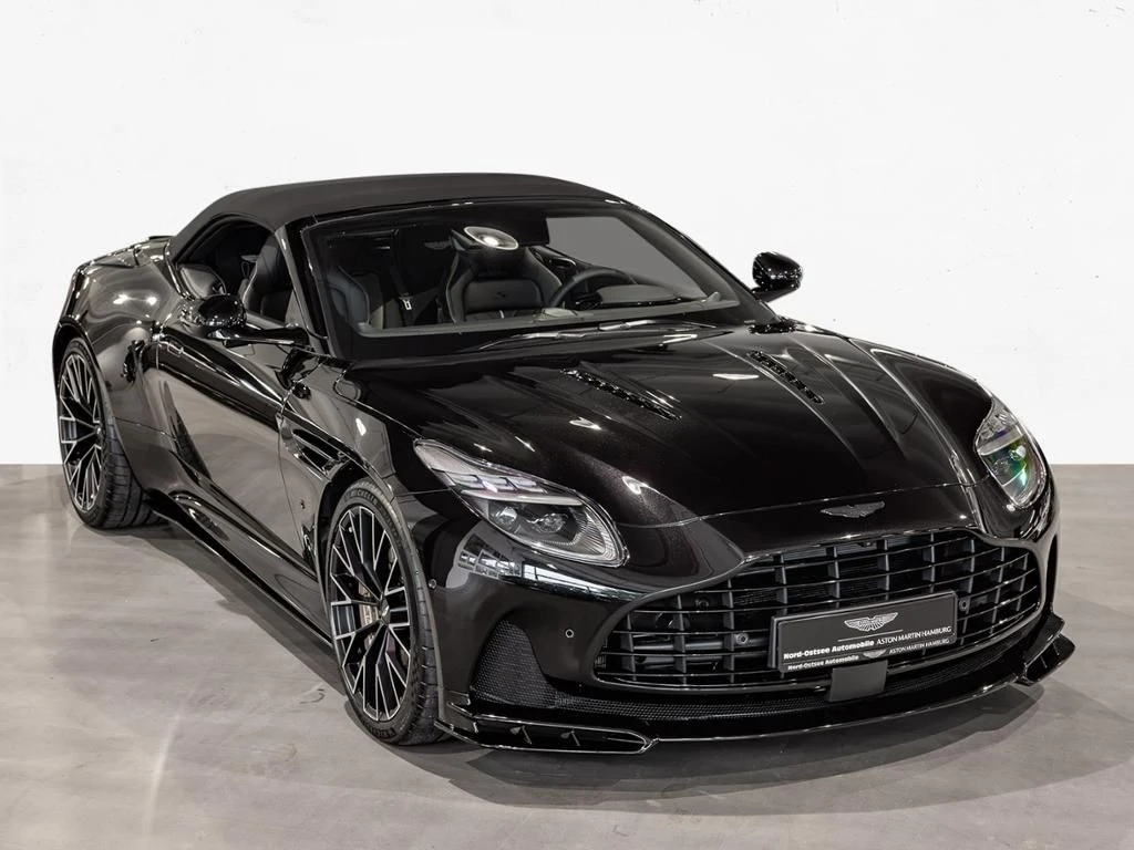 Aston Martin-DB12-image-18