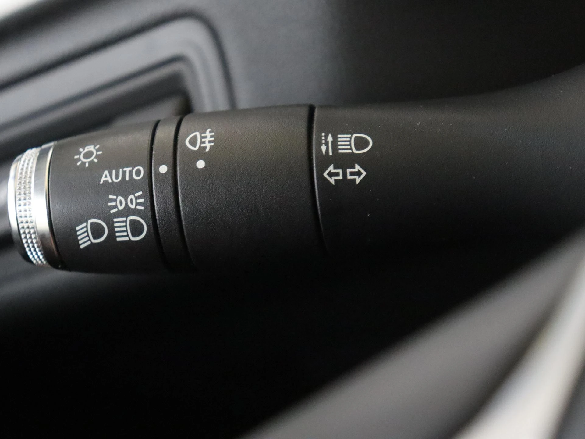 Renault-Captur-image-21