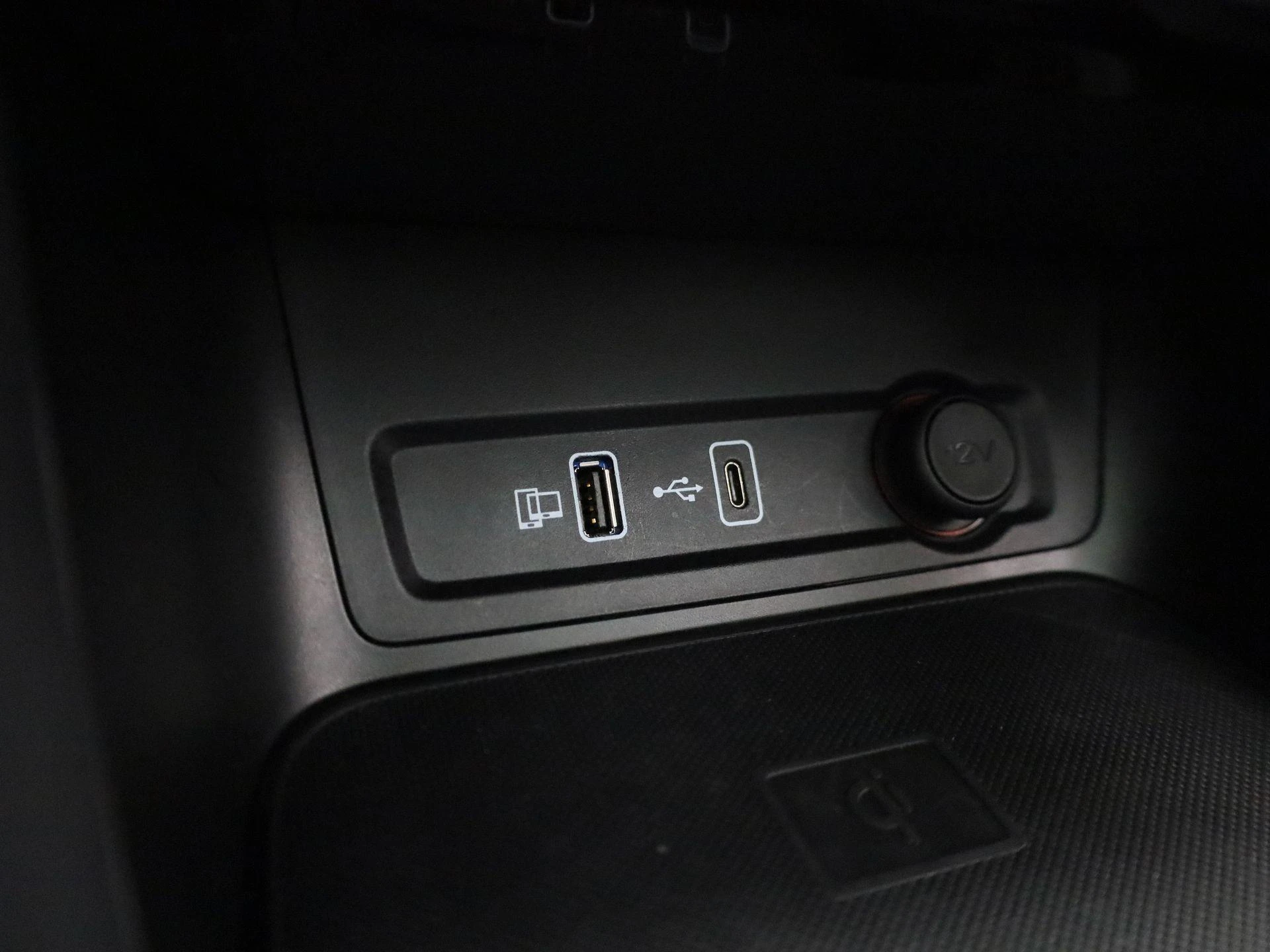 MG-ZS EV-image-28