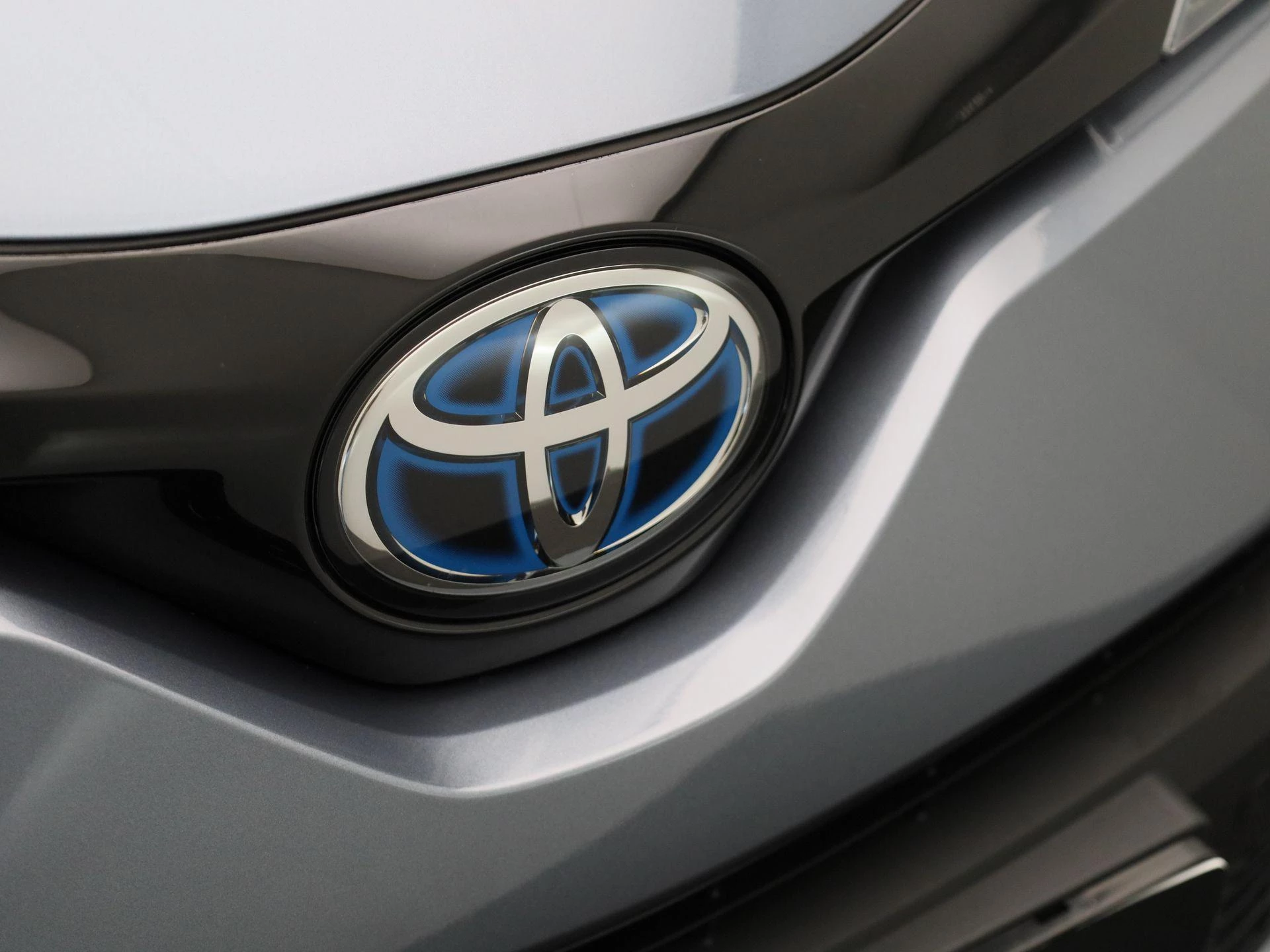 Toyota-C-HR-image-31