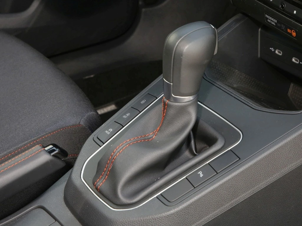 SEAT-Ibiza-image-9