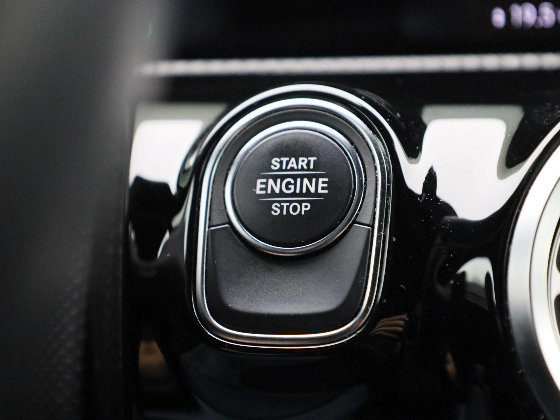 Mercedes-Benz-Classe A-image-24