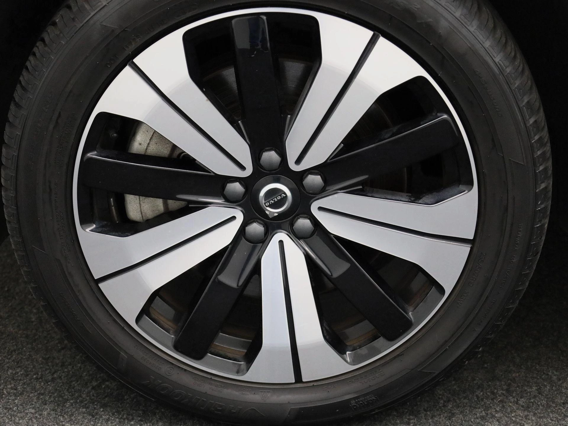 Volvo XC40 Recharge Core