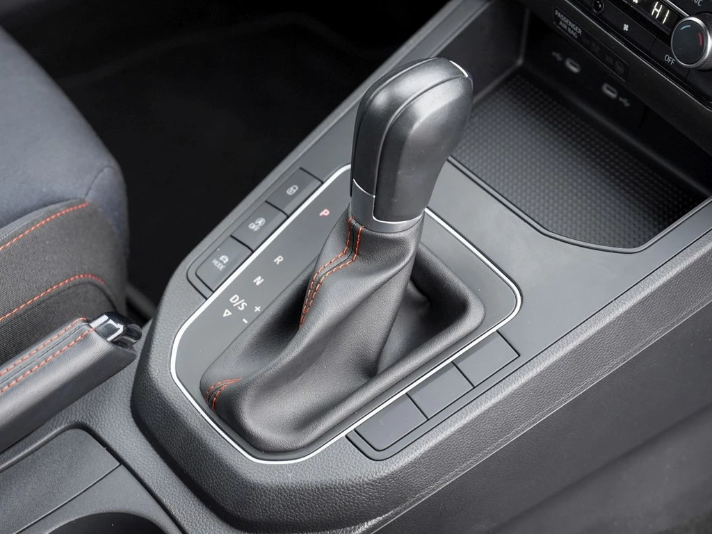 SEAT Ibiza 1,0 TSI DSG FR,LED,ALU 17",Climatronic App Connect,Ledersportlenkrad