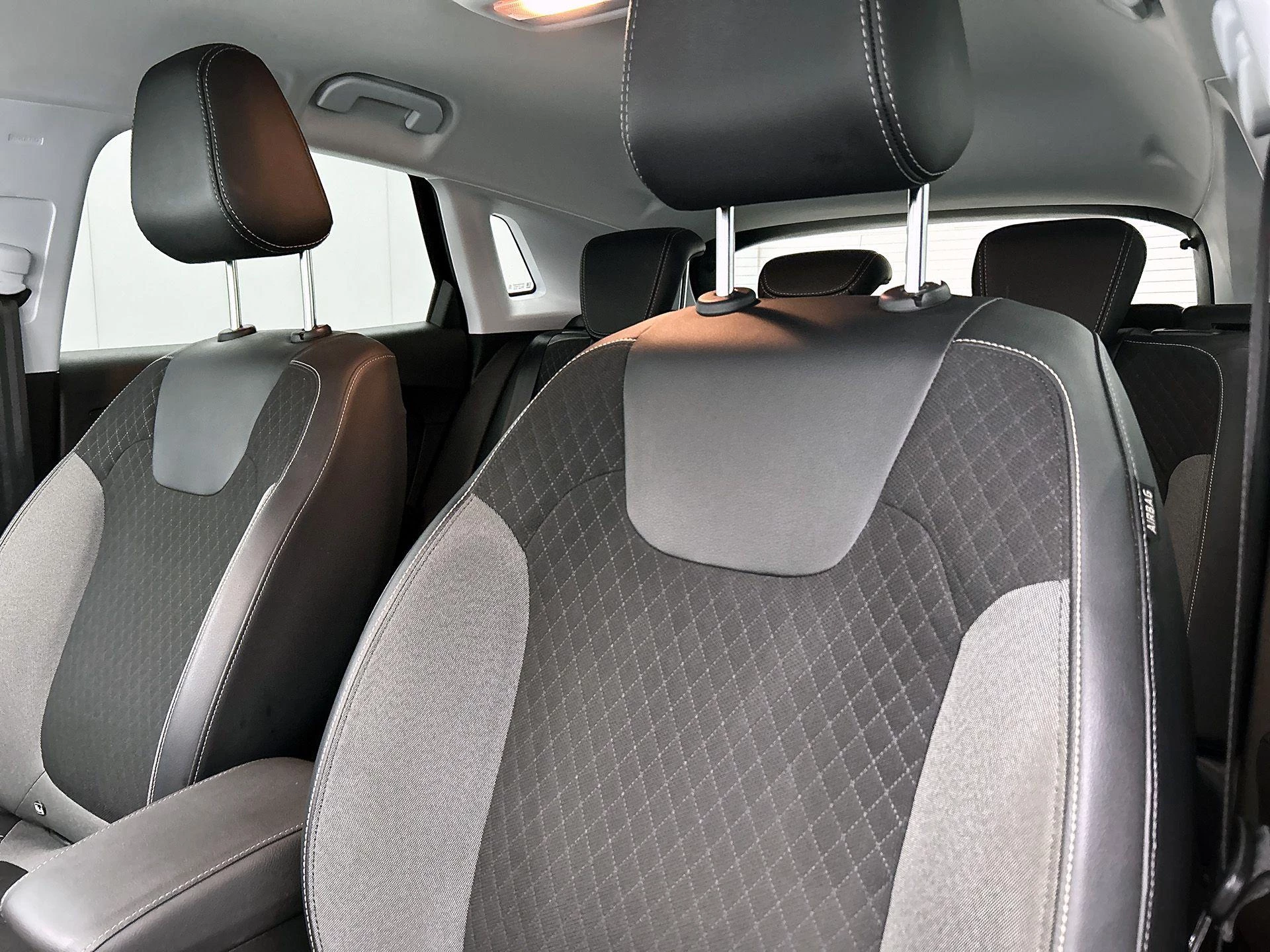 Opel-Grandland X-image-16
