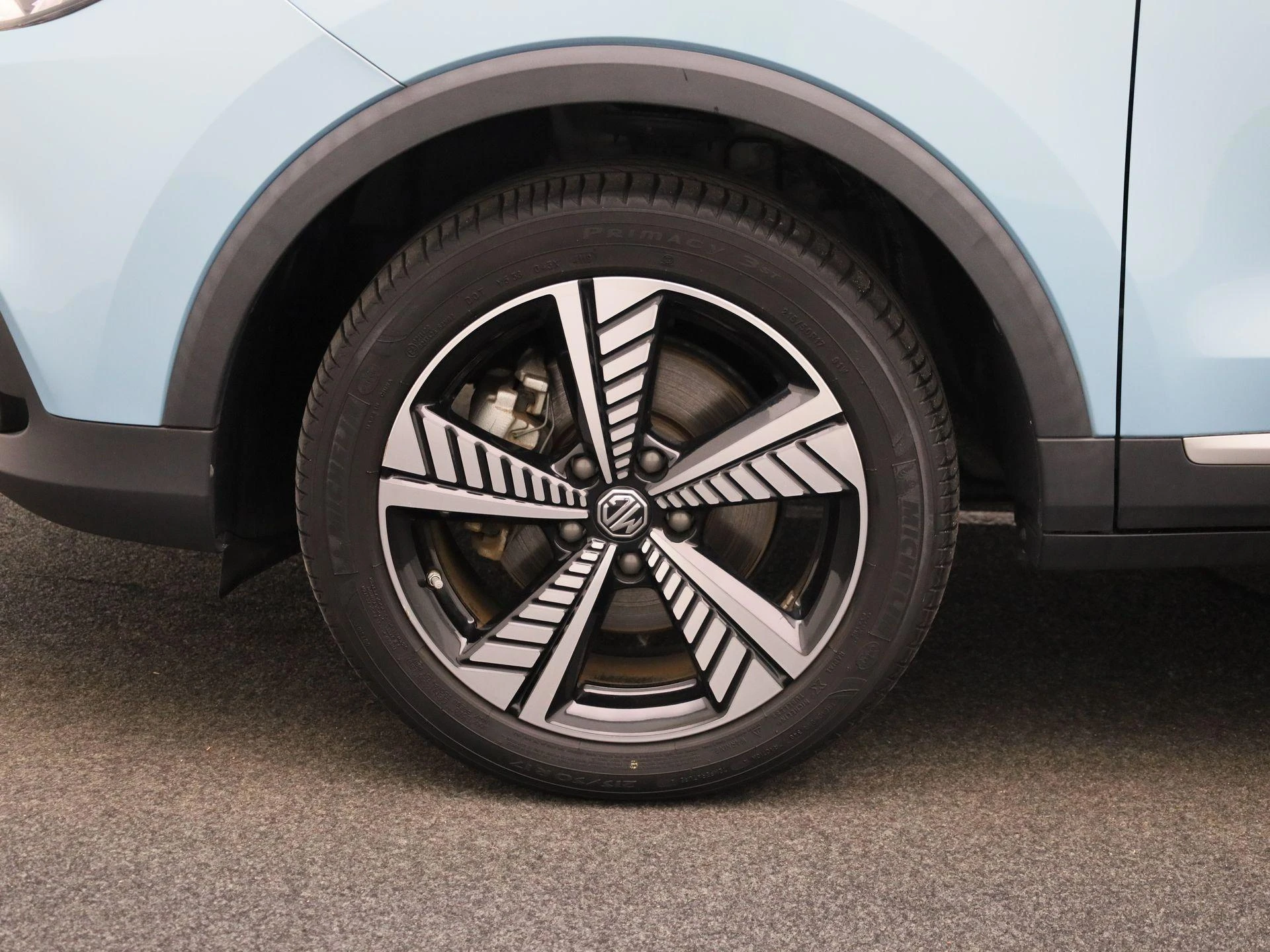 MG-ZS EV-image-11