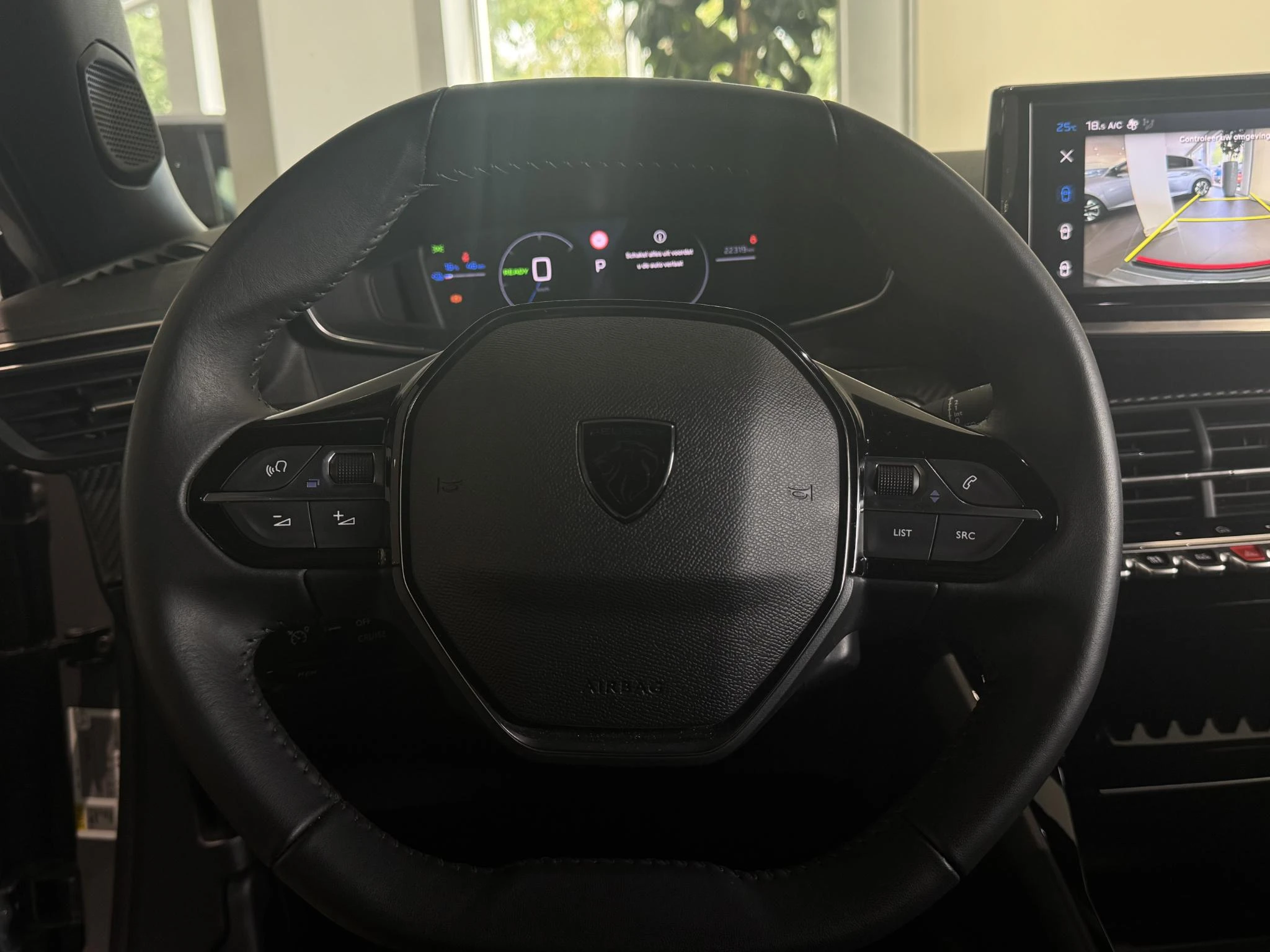 Peugeot e-2008 EV Allure Avantage 54 kWh