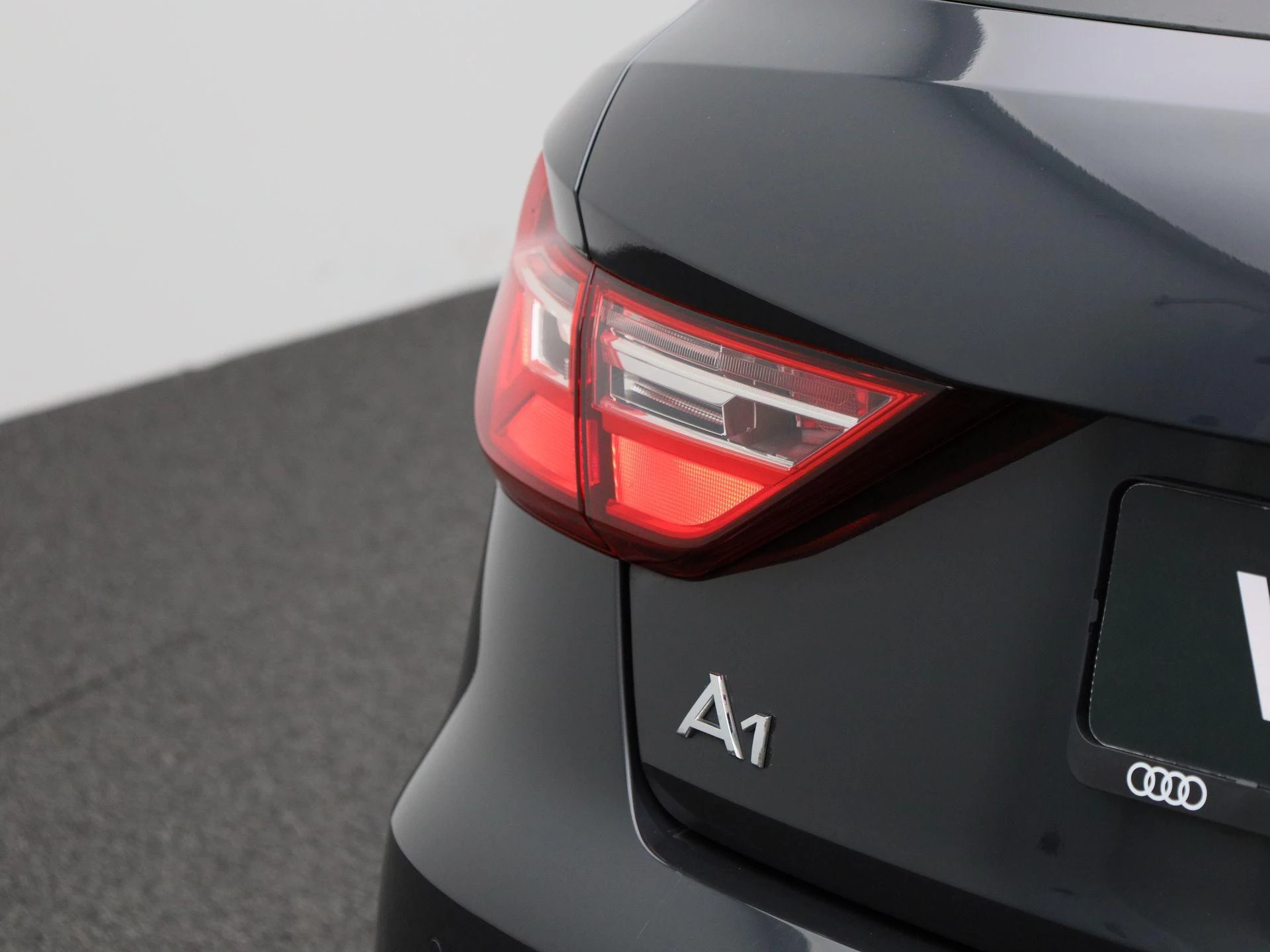 Audi-A1 Sportback-image-32