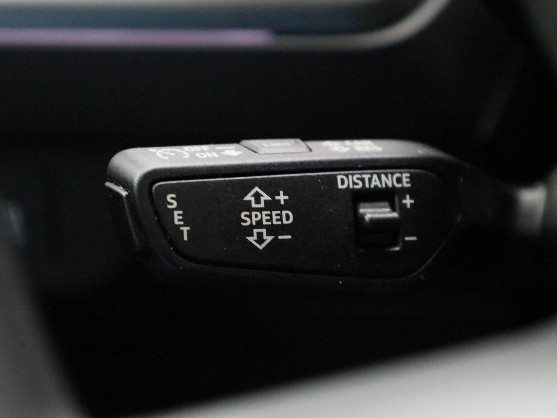 Audi-Q4 Sportback e-tron-image-20
