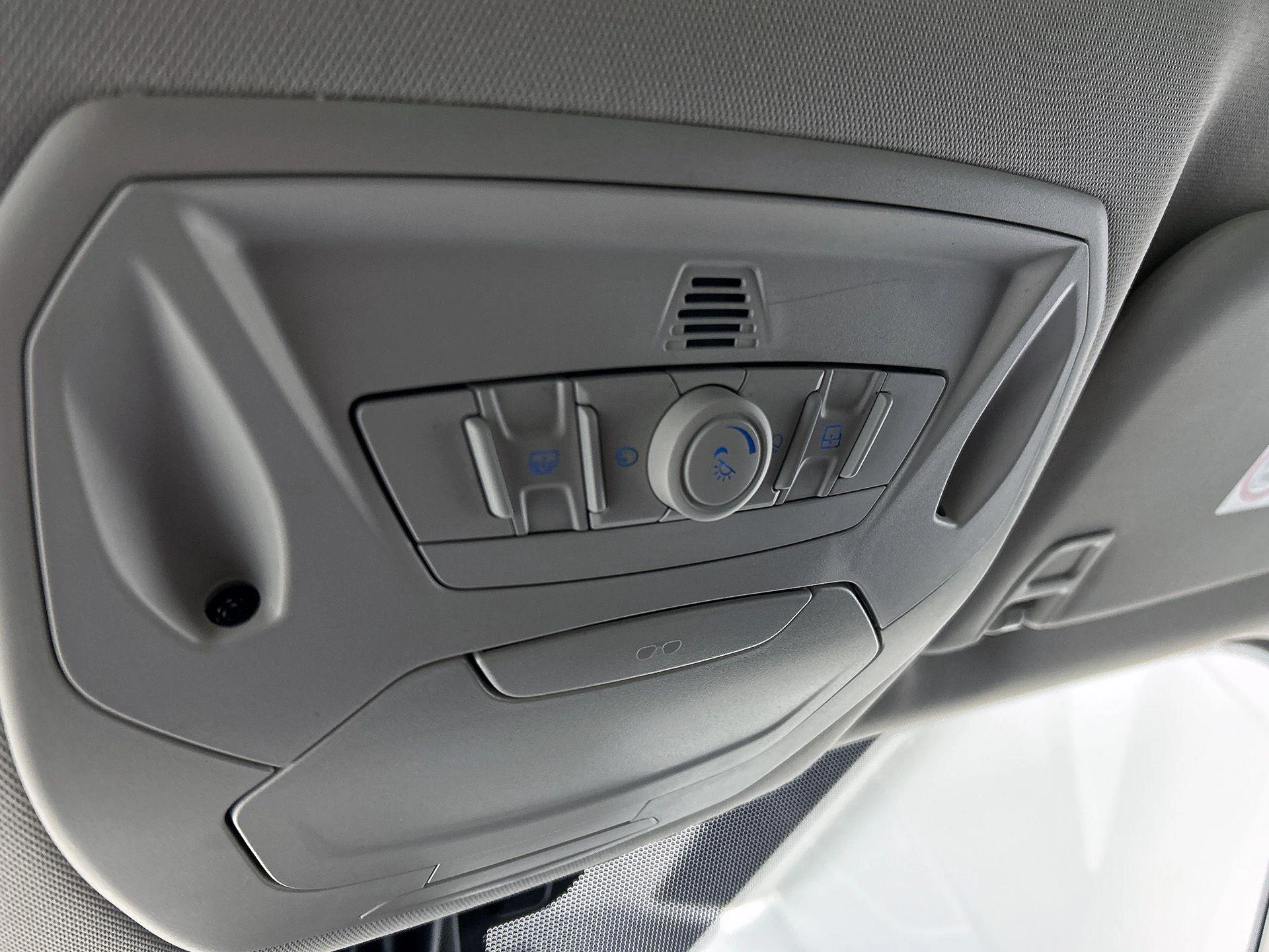 Ford-Kuga-image-13