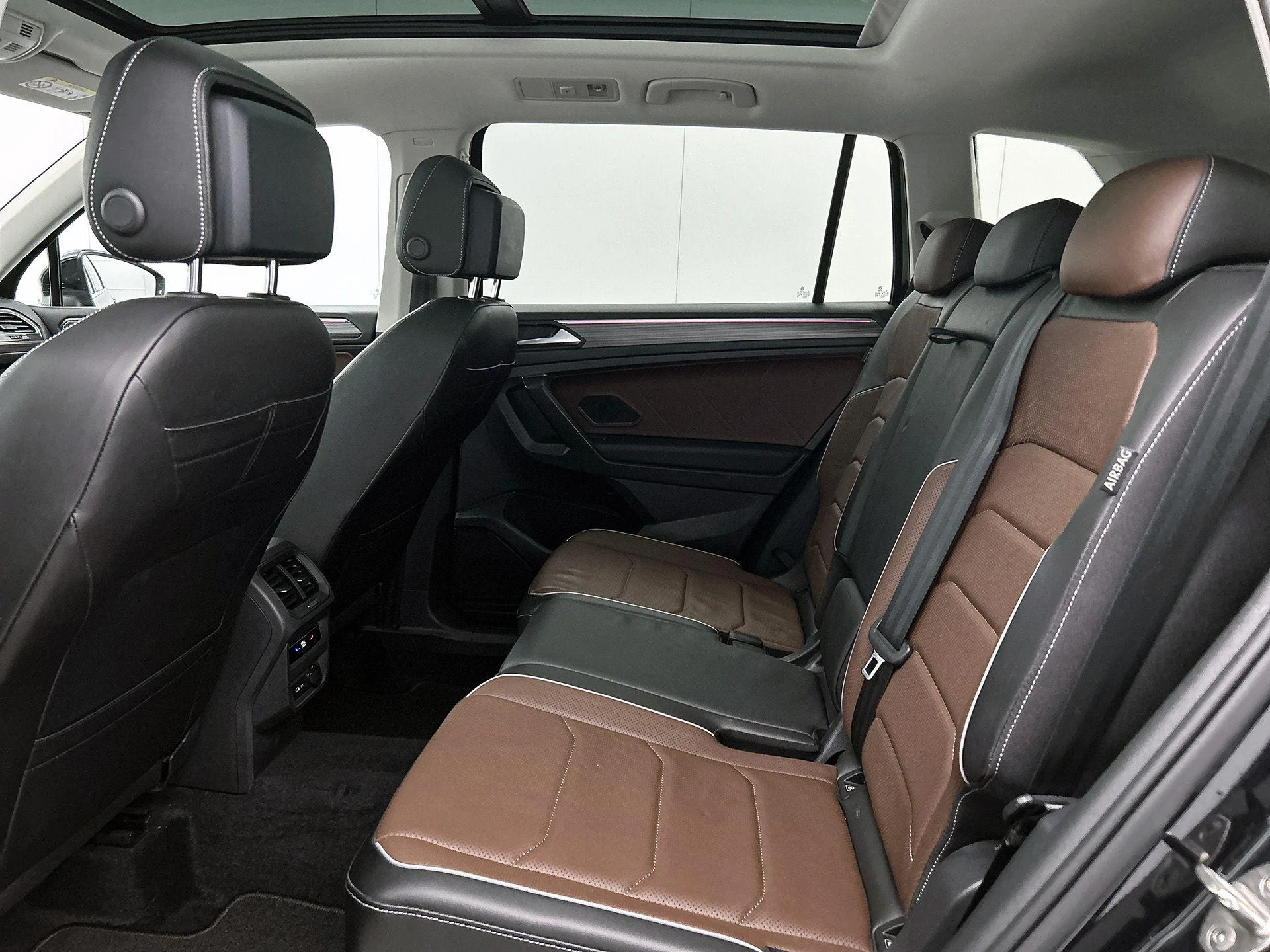 Volkswagen-Tiguan Allspace-image-26