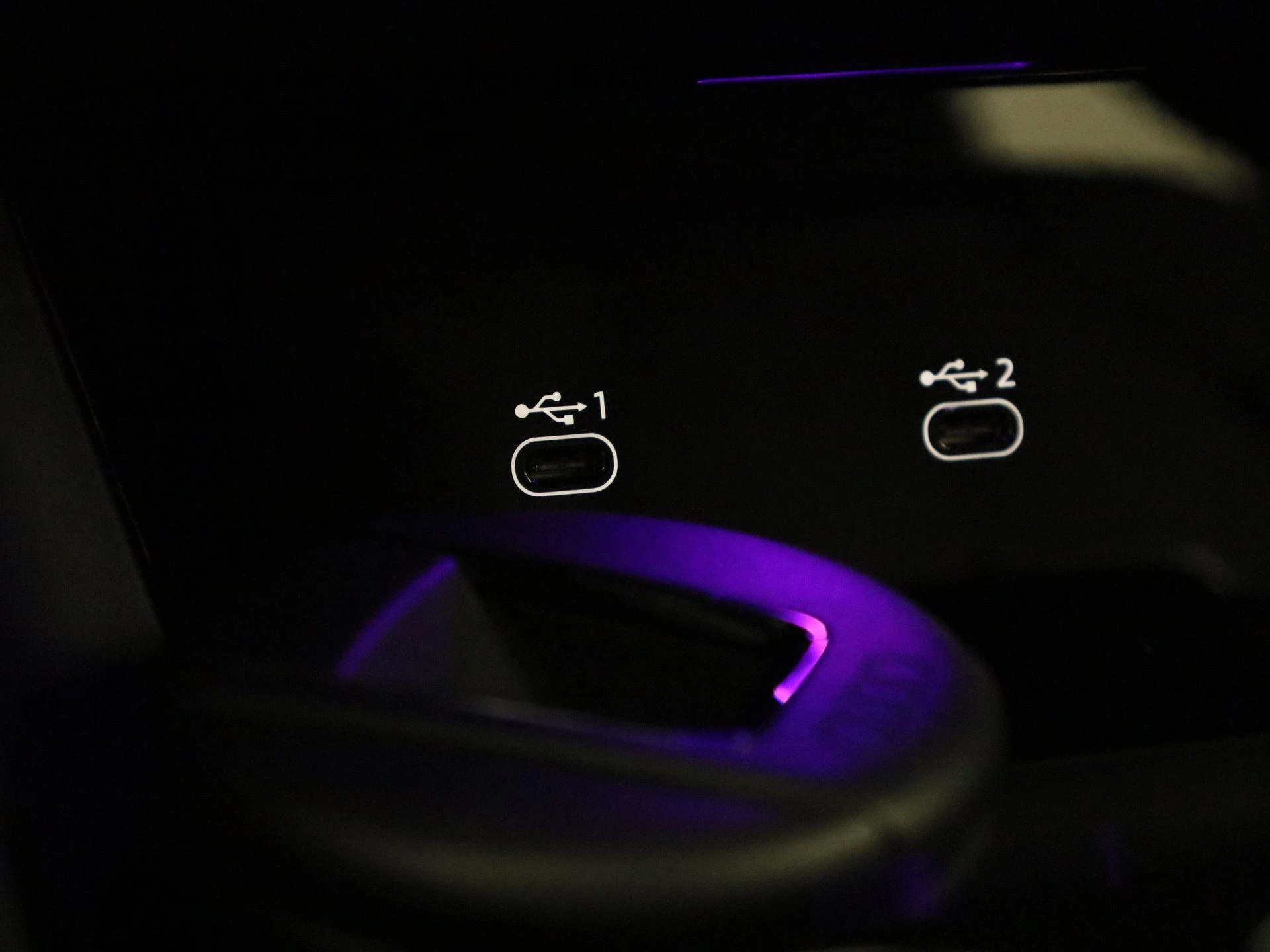 Audi-Q6 e-tron-image-36