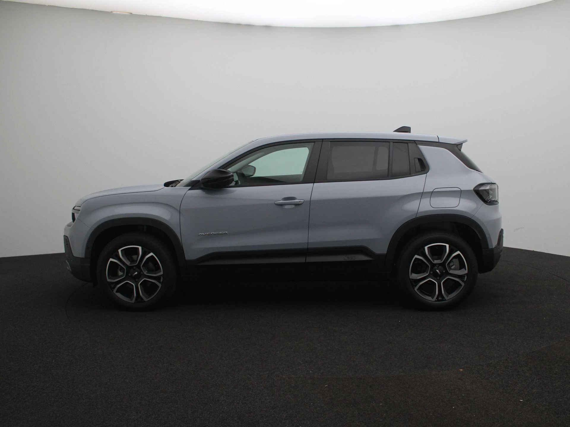 Jeep Avenger 1.2 e-Hybrid Summit